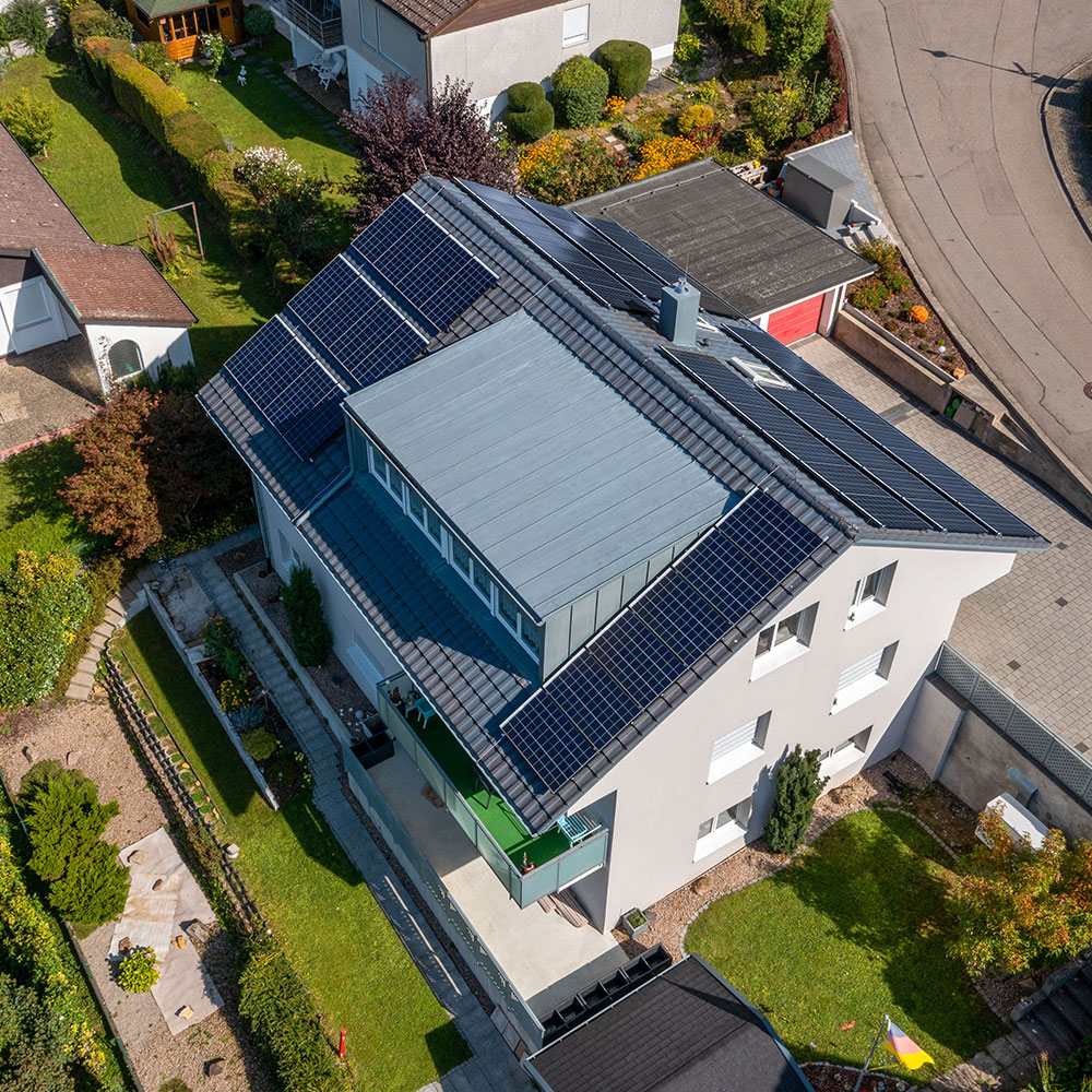 Using photovoltaics, energy storage and heat pumps for your own energy transition